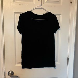 GUC Womens size S basic black tee